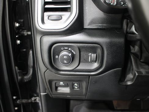 Used 2021 RAM 1500 Big Horn AWD/4WD image 8