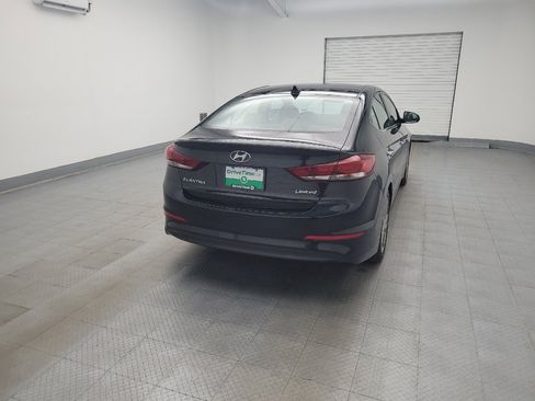 Used 2017 Hyundai Elantra Limited FWD image 7
