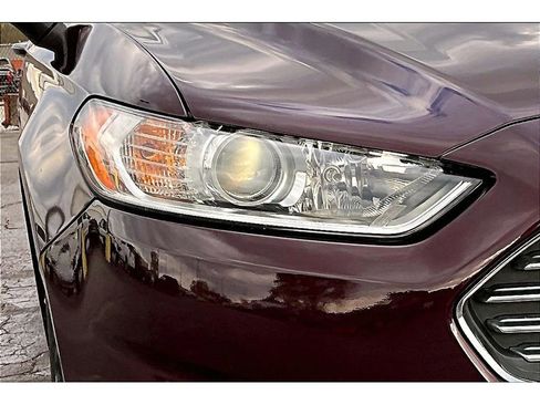 Used 2013 Ford Fusion S FWD image 27