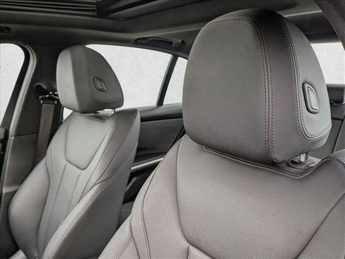 Used 2020 BMW 330i xDrive 330i xDrive w/ Convenience Package image 14