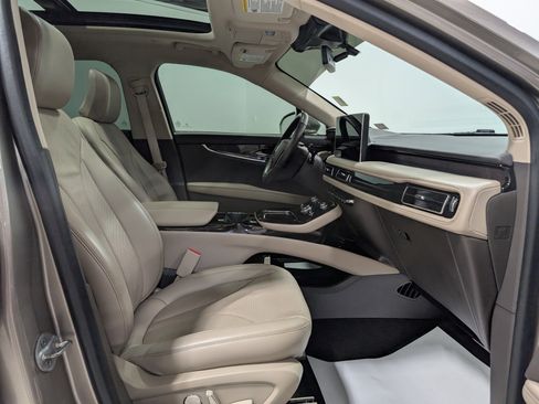 Used 2021 Lincoln Nautilus Reserve w/ Cargo Utility Package image 20