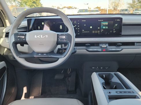 New 2026 Kia EV9 Wind image 11
