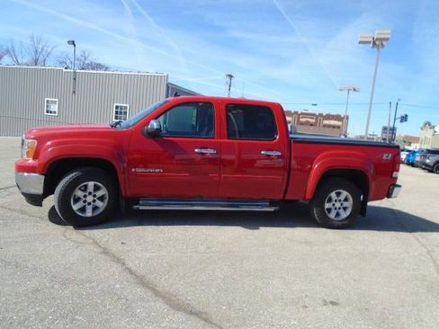 Used 2008 GMC Sierra 1500 SLT w/ SLT Preferred Package image 4