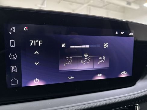 New 2026 Buick Envista Sport Touring image 15