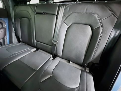 Used 2024 Land Rover Defender 110 S image 26