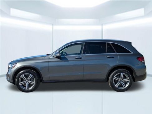 Used 2021 Mercedes-Benz GLC 300 image 2