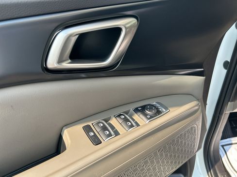 New 2027 Kia Carnival LXS FWD image 19