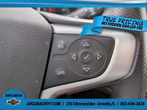 Used 2024 GMC Terrain SLE AWD/4WD image 24
