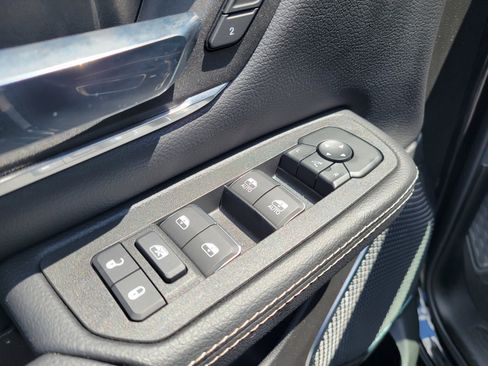 Used 2026 RAM 1500 Laramie AWD/4WD image 31