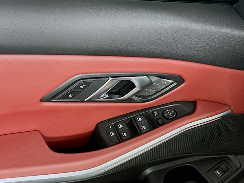 Used 2024 BMW 330i Sedan w/ Premium Package image 15