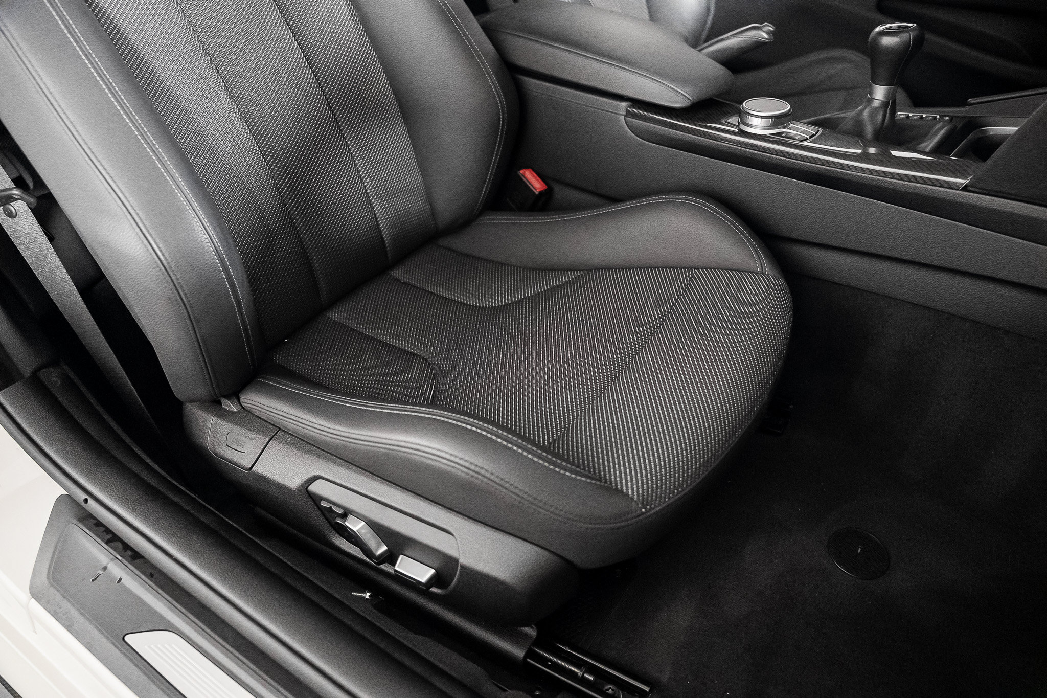 Used 2020 BMW M4 Coupe RWD image 42