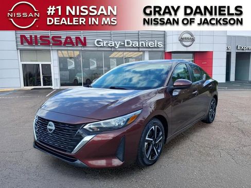 Used 2024 Nissan Sentra SV FWD image 3