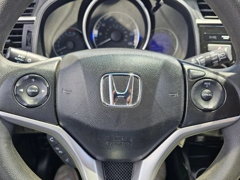 Used 2018 Honda Fit LX image 9