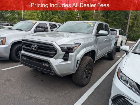 Certified 2026 Toyota Tacoma SR5 AWD/4WD image 4