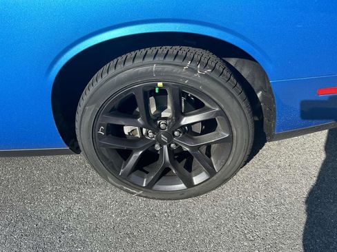 New 2023 Dodge Challenger SXT w/ Plus Package RWD image 28