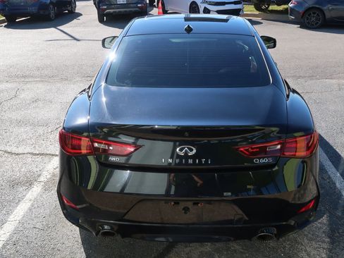 Used 2019 INFINITI Q60 Red Sport 400 w/ Cargo Package AWD/4WD image 11