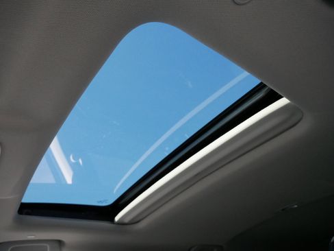 Used 2025 Honda CR-V EX-L image 33