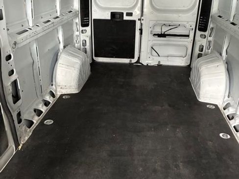 Used 2023 RAM ProMaster 2500 image 22