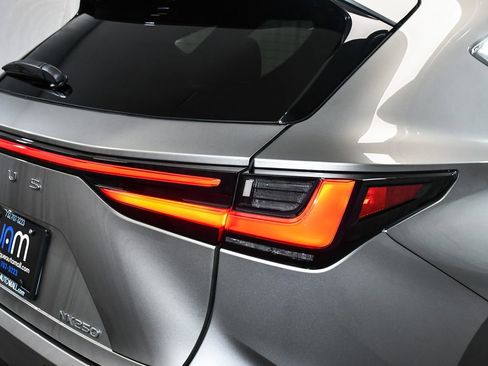 Used 2024 Lexus NX 250 FWD image 81