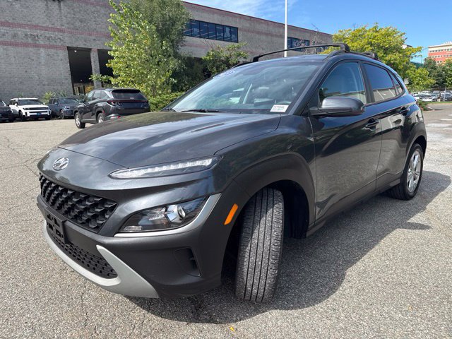Used 2023 Hyundai Kona SEL AWD/4WD image 3