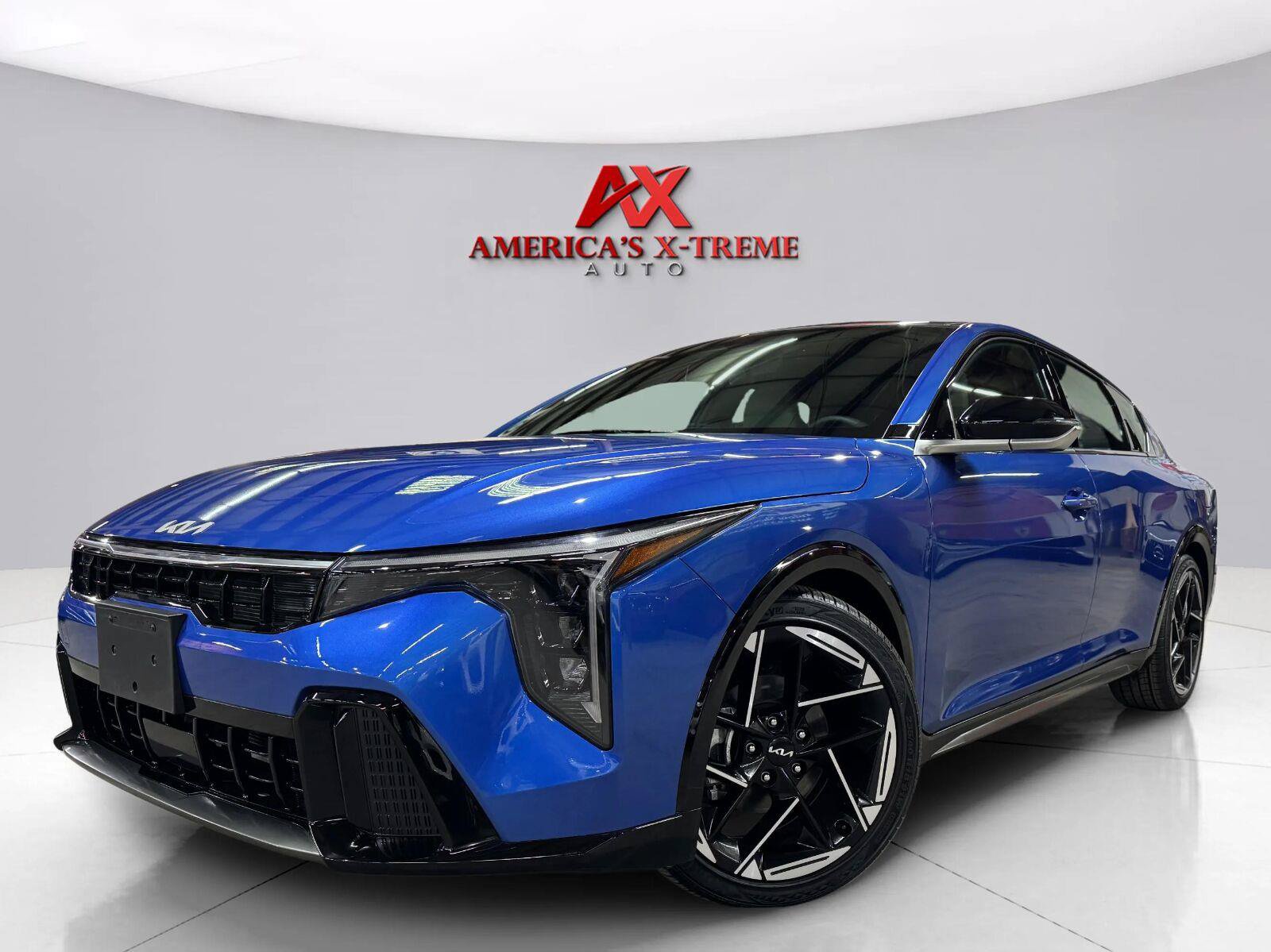Used 2026 Kia K4 GT-Line w/ GT-Line Premium Package FWD image 1