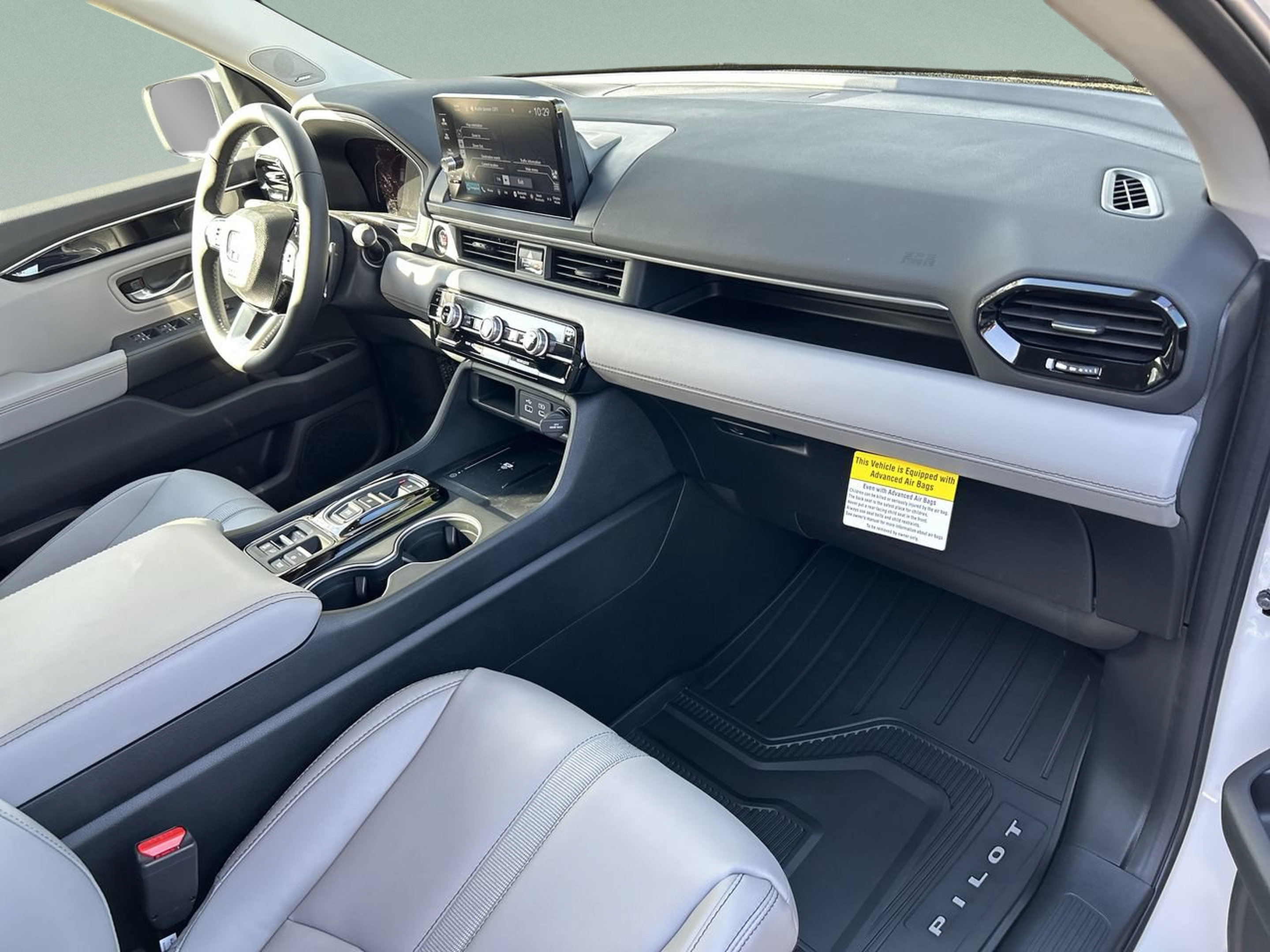 Used 2024 Honda Pilot Touring image 19