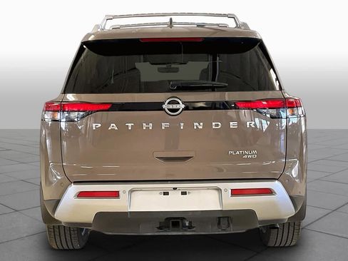 Used 2024 Nissan Pathfinder Platinum w/ Cargo Package AWD/4WD image 4
