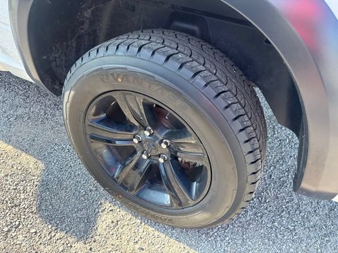 Used 2024 RAM 1500 Warlock AWD/4WD image 7