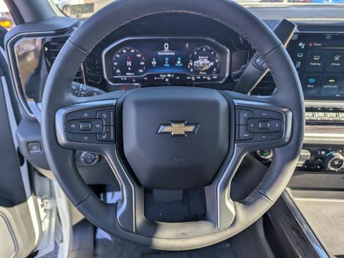 Used 2024 Chevrolet Silverado 2500 LTZ w/ LTZ Convenience Package image 20