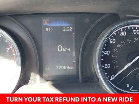 Used 2019 Toyota Camry LE image 25