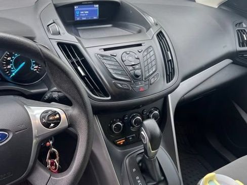 Used 2015 Ford Escape SE AWD/4WD image 9