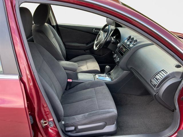 Used 2010 Nissan Altima 2.5 S w/ Convenience Pkg FWD image 16