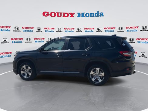 Certified 2023 Honda Pilot EX-L image 6