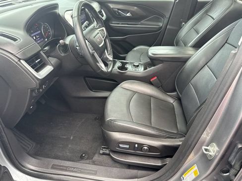 Used 2023 GMC Terrain SLT w/ Infotainment Package II FWD image 9