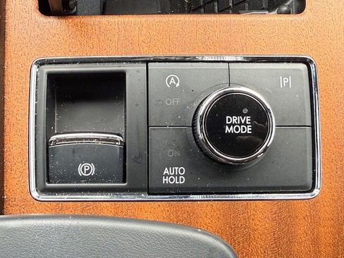 Used 2024 Lincoln Navigator Black Label image 31