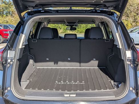 New 2026 Nissan Rogue SV w/ Rock Creek Premium Package AWD/4WD image 31