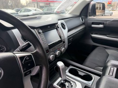 Used 2015 Toyota Tundra SR image 33