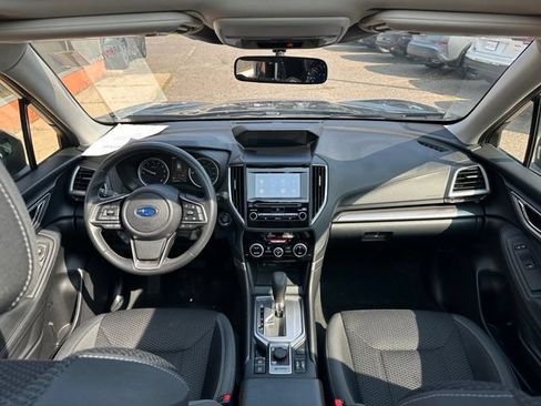 Used 2022 Subaru Forester Premium AWD/4WD image 16