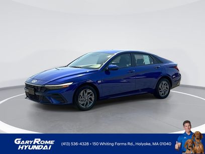 Certified 2025 Hyundai Elantra Blue