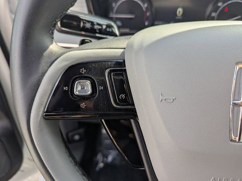 Used 2022 Lincoln Corsair FWD image 27