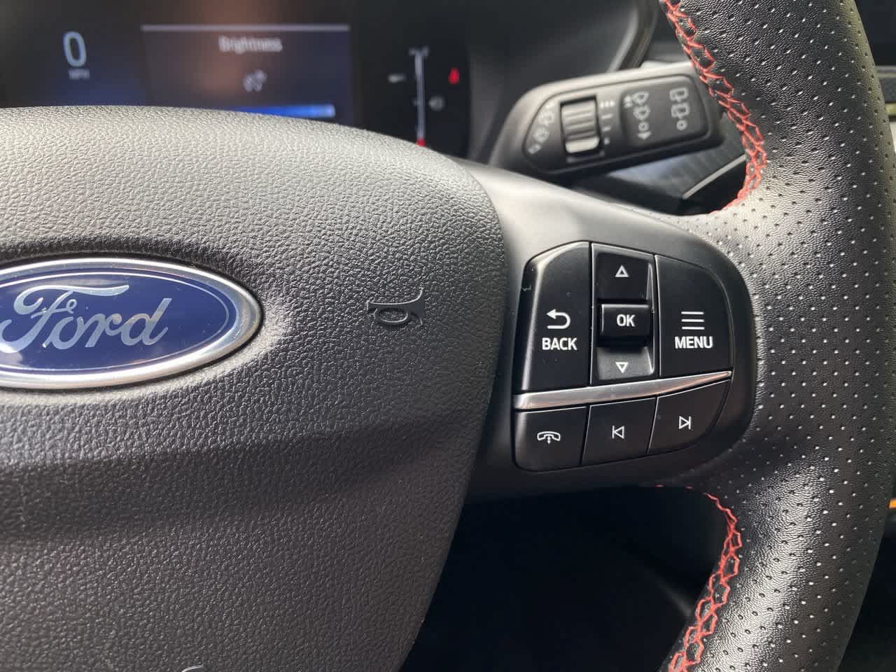 Used 2025 Ford Escape ST-Line Select AWD/4WD image 20