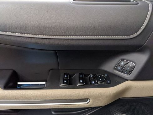 Used 2024 Ford Expedition Limited image 23