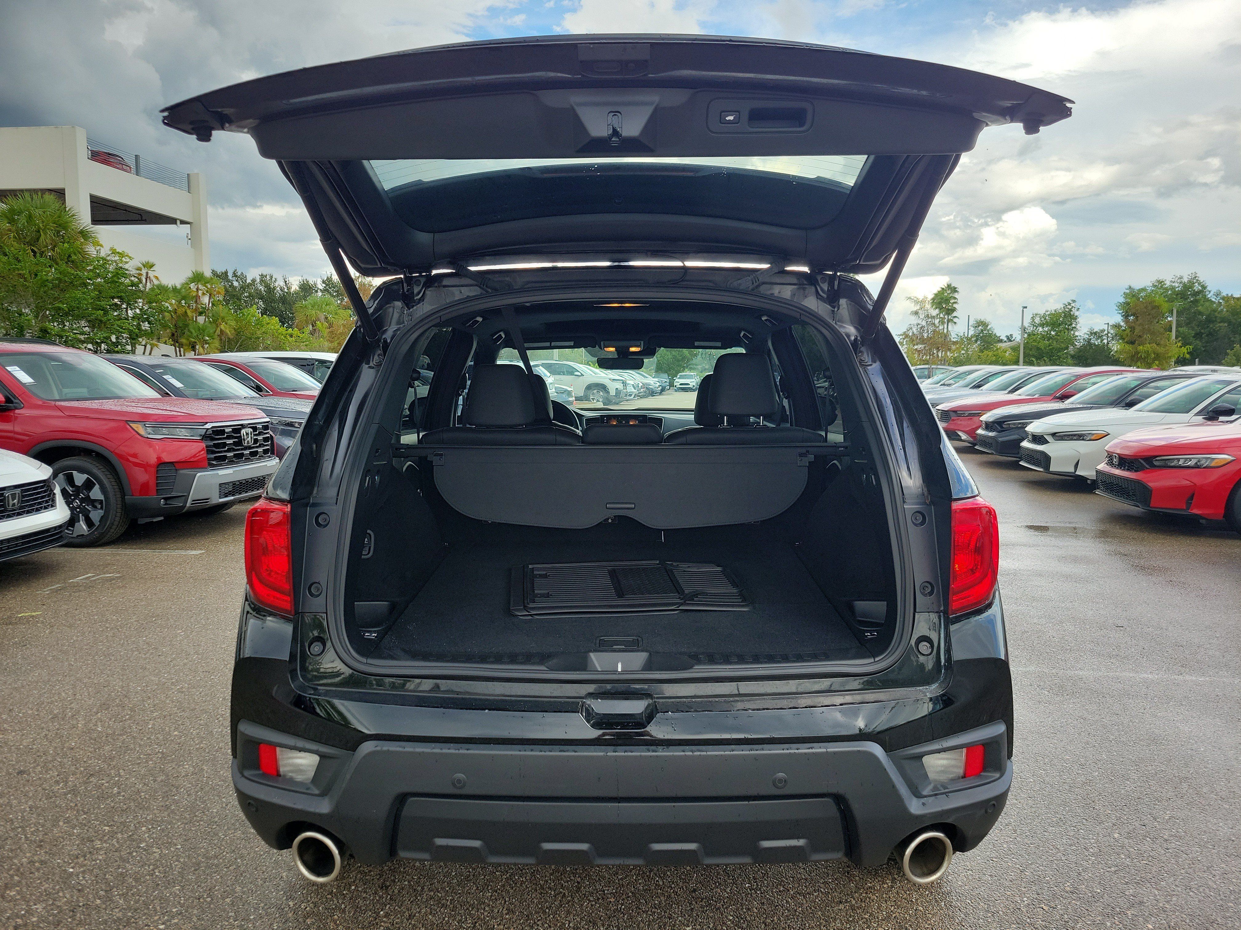 Used 2024 Honda Passport EX-L image 13