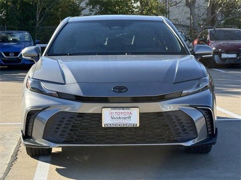 New 2026 Toyota Camry SE image 8
