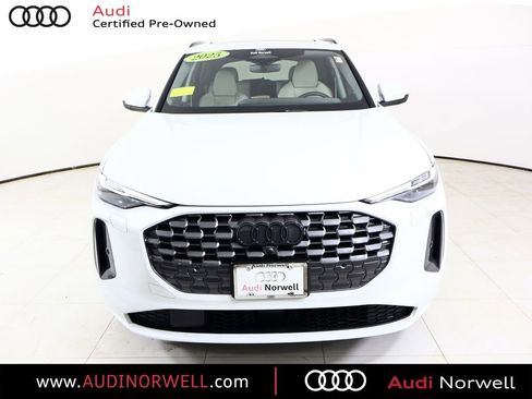 Used 2025 Audi Q5 Prestige image 11