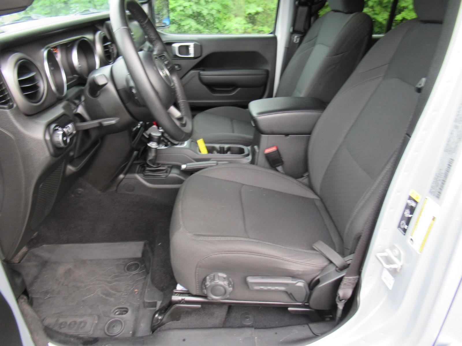 Used 2022 Jeep Wrangler Unlimited Sport AWD/4WD image 16