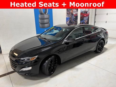 Used 2021 Chevrolet Malibu LT w/ Leather Package image 3