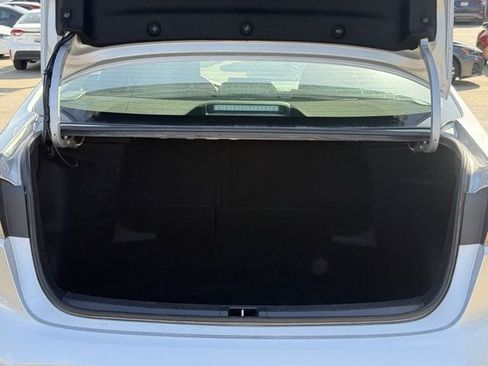 Used 2024 Toyota Corolla LE FWD image 30