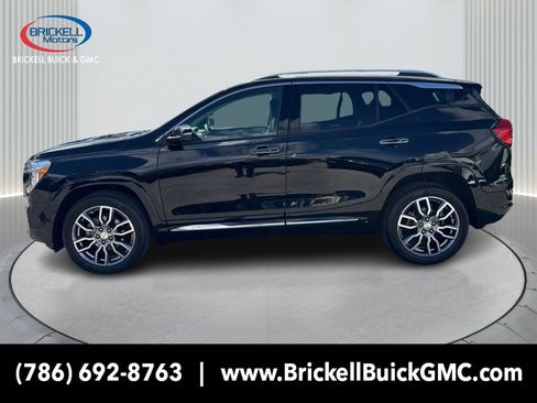 New 2024 GMC Terrain Denali w/ Denali Premium Package image 8