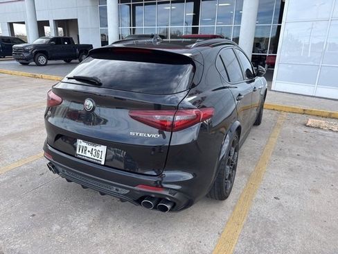 Used 2022 Alfa Romeo Stelvio Quadrifoglio w/ Active Assist Plus Package image 8